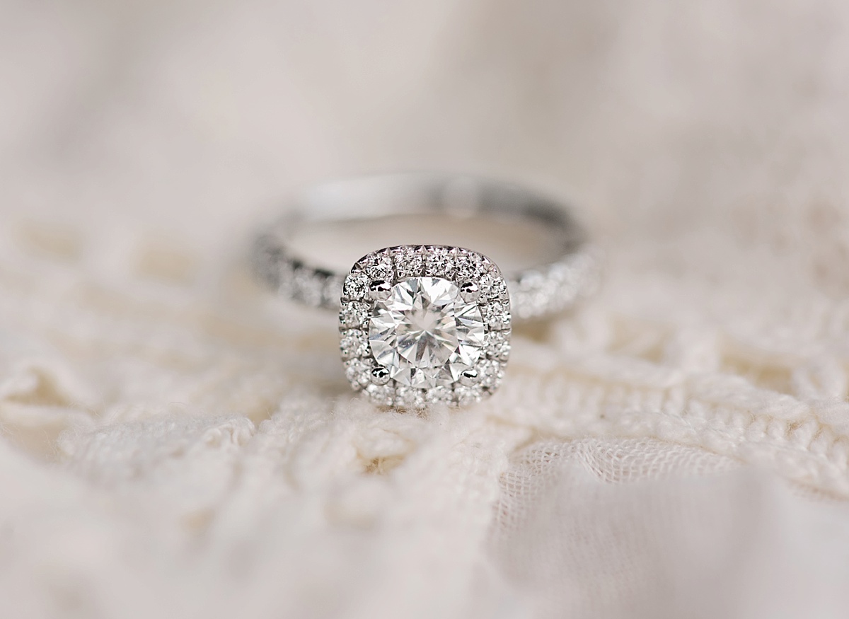 3 things to do after getting engaged diamond