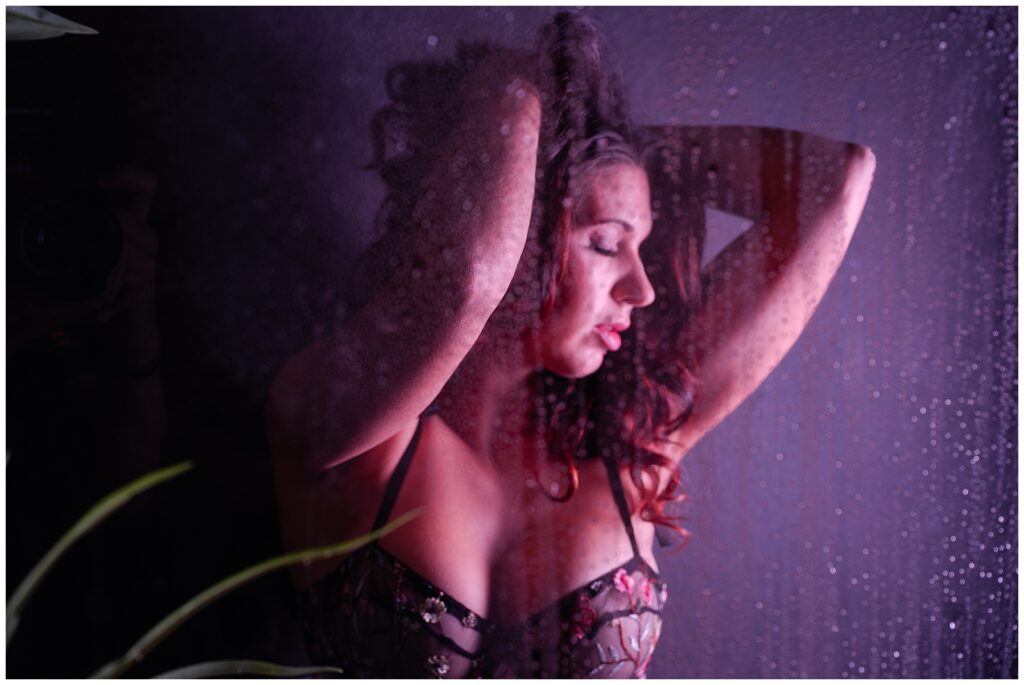 Confidence Building in Boudoir to learn to own the rooms you go into with Richmond Hill Boudoir Photographer